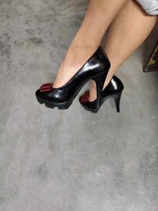 Black Stelletoe