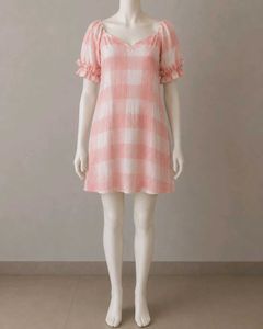 Cute Peach Gingham Puff Sleeve Dress