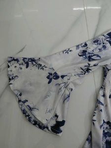 Blue Floral Print bell sleeve top