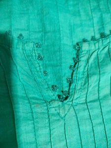 Solid Teal V-Neck Kurta