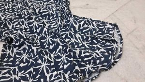 Chic Printed V-Neck Top