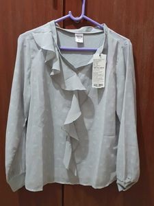 Forever 21 Top Grey