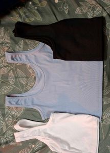Tank Tops Bundle 3 in 1 pack-  Great Condition!