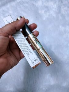 Iconic London Eye Shadow Stick