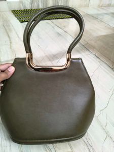 Chic Olive Green Handbag