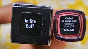 Bobbi Brown Crushed Oil-Infused Gloss
