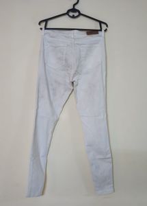 DKNY White Jeans