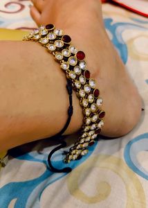 Soni Sapphire Silver Plated Ruby &amp; Pearl Anklet Se