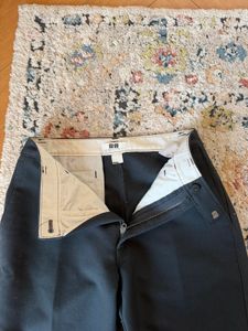 Uniqlo Classic Dark Green Ankle Length Trousers