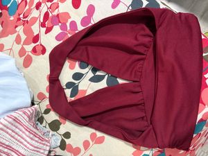 Chic Halter Neck Crop Top