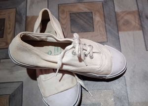 Kids White Sneakers sports shoes
