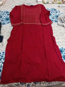 SRISHTI Embellished Red Kurta