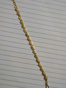 Hand Simple Non Blackable Bracelet