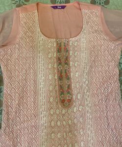 Elegant Pink Embroidered Kurta