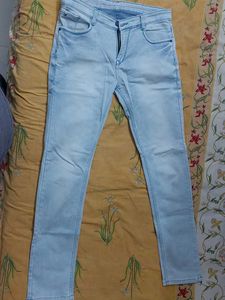 MAD-OX Light Wash Jeans