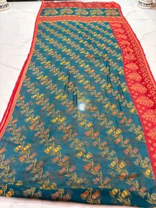 Beautiful Floral Print Saree