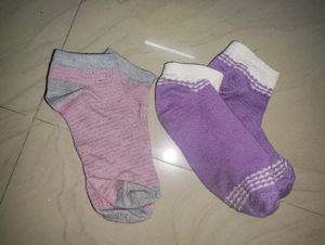 Casual Shoes with 2 pair Of Socks Free