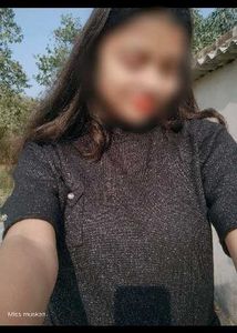 Sparkly Black Cropped Top