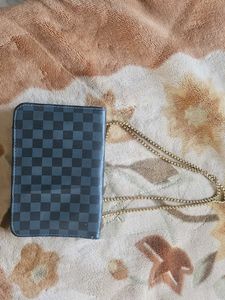 Chic Checkerboard Chain Shoulder Bag