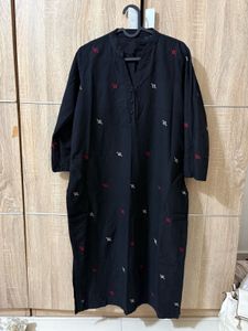Black Embroidered Kurta