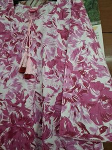 Pure cotton daily wear kurta in floral pattern