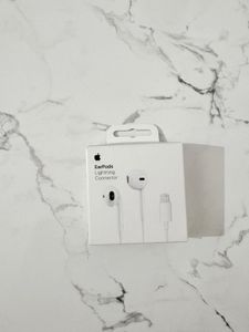Apple EarPods (Lightning Connector)