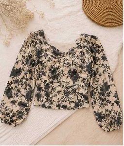 Floral Print Square Neck Long Sleeve Top