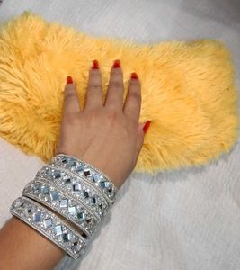 Sparkling Embellished Bangles Set of 4
