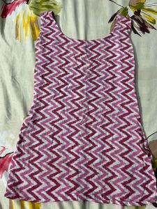 Chic Pink Chevron Print Sleeveless Blouse