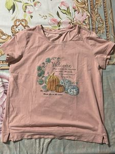 Cute "Welcome" Pumpkin Graphic T-Shirt