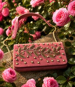 🌺Mochi embellished dusty Pink sling Bag🌺