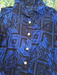 Blue &amp; Black Geometric Print mesh style Sleeveless