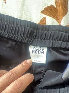 Black Joggers with Zipper Pockets
