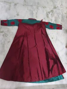Beautiful Kurta With Skirt