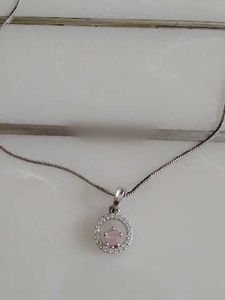 neckchain with pendant