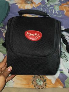 Pigeon Black Lunch Bag