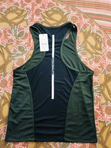Athletic Tank Top with "PERSONALITY" Detail