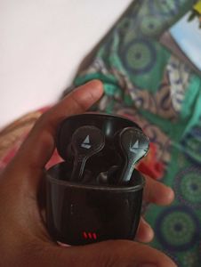 BOAT AIRBUDS