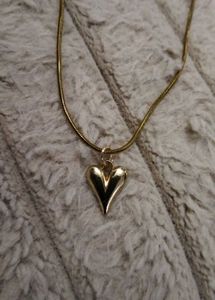 Chic Gold Heart Pendant Necklace