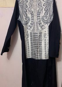 Beautiful unique looking W kurta like new