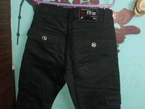 Stylish Black In-Finite Cargo Pants