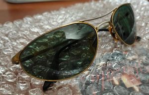 Ray Ban  Sunglasses (chipped)