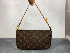 Louis Vuitton Monogram Pochette
