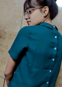 Green Styled Back Top With Shirt Collar