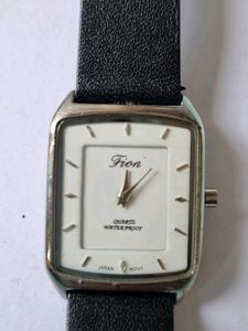 Elegant Fion Quartz Watch