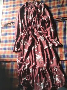 Chic Burgundy Floral Midi Dress