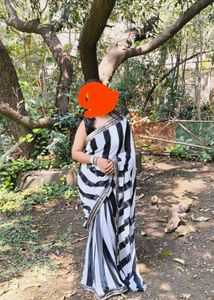Ready to wear saree with blouse 🖤🤍