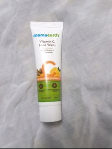 MAMA EARTH Vitamin C Face Wash