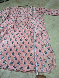 L size Pretty Pink Floral Kurta cotton kurti 🩷
