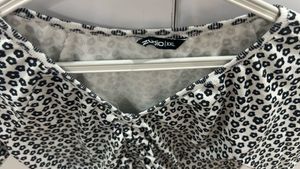 Cute top | XXL